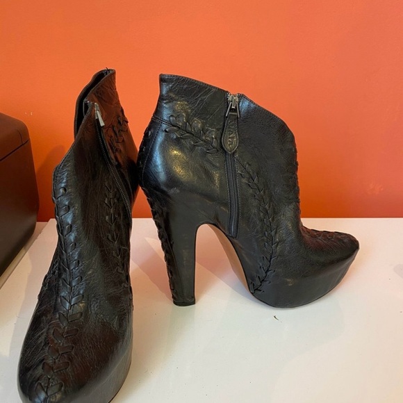 Alaia black leather booties - Picture 5 of 5
